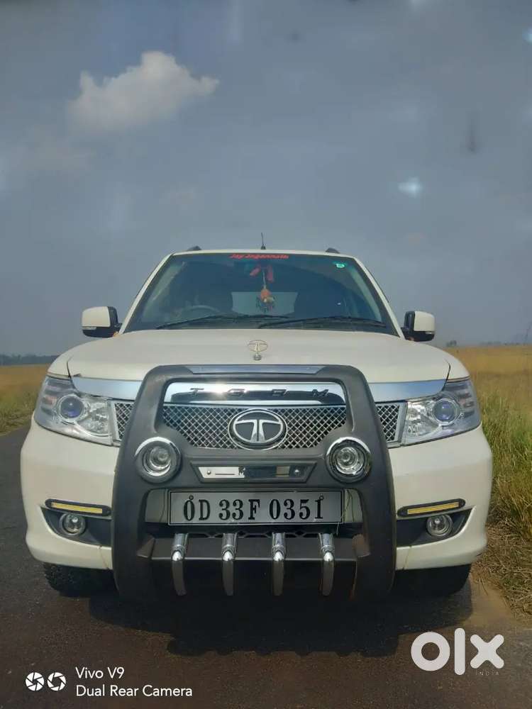 Tata Safari Storme 2015 Diesel 45000 Km Driven