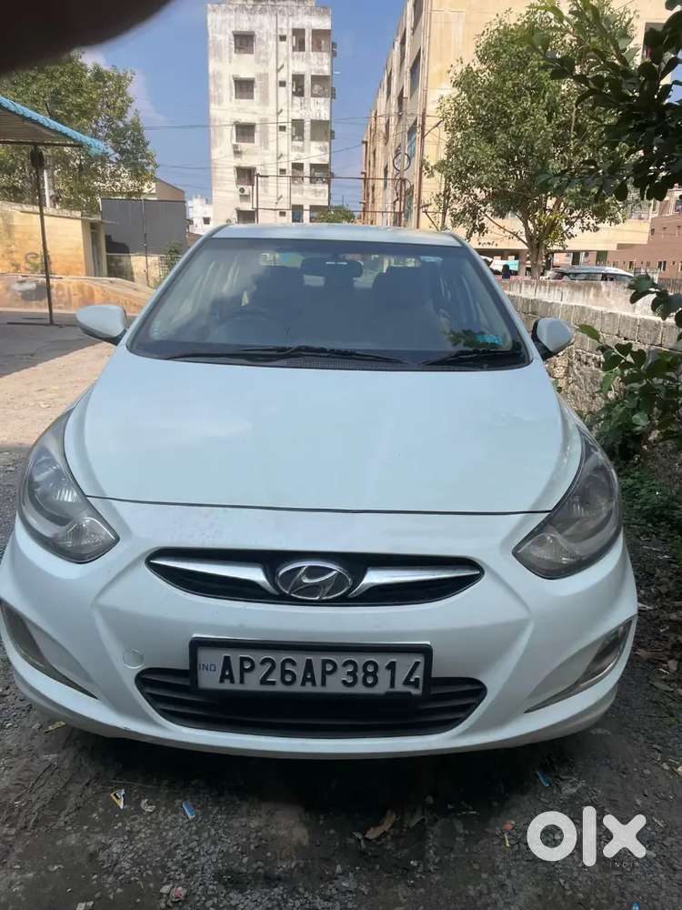 Hyundai Fluidic Verna 2012 Diesel 120000 Km Driven