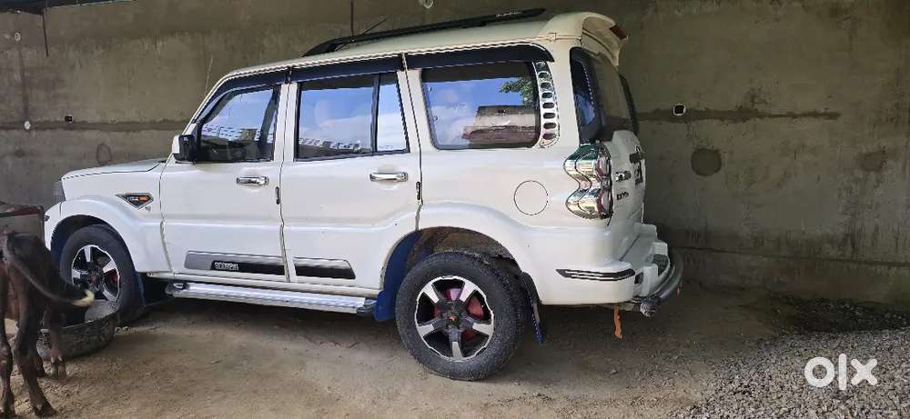 Mahindra Scorpio 2.5 2015