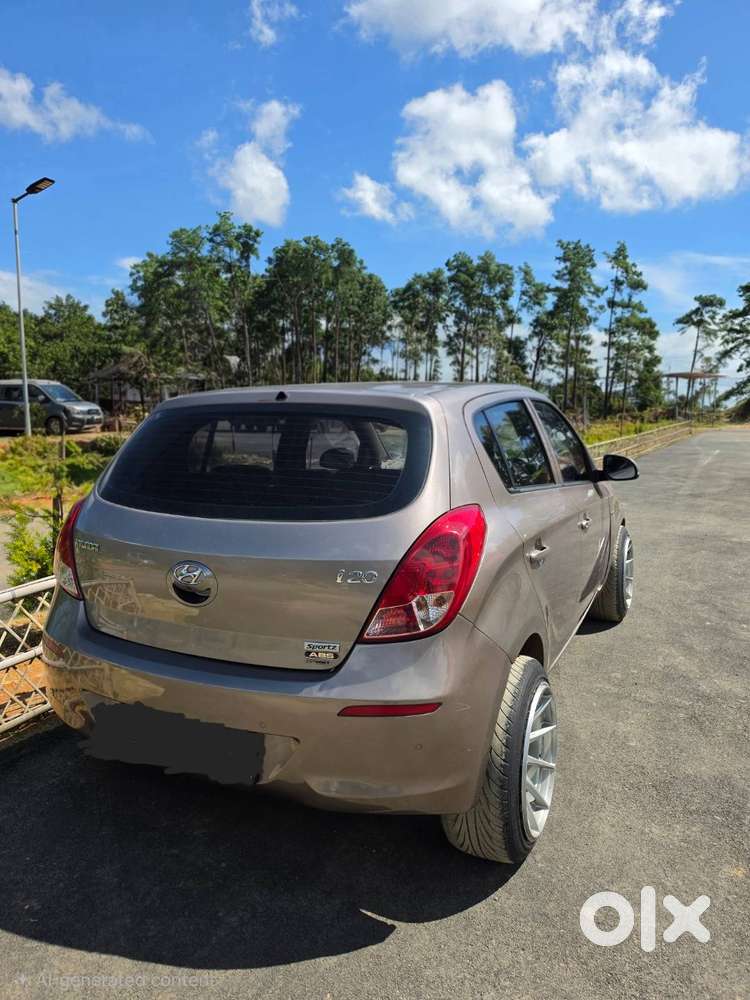 Hyundai I20 2013 Petrol 76000 Km Driven
