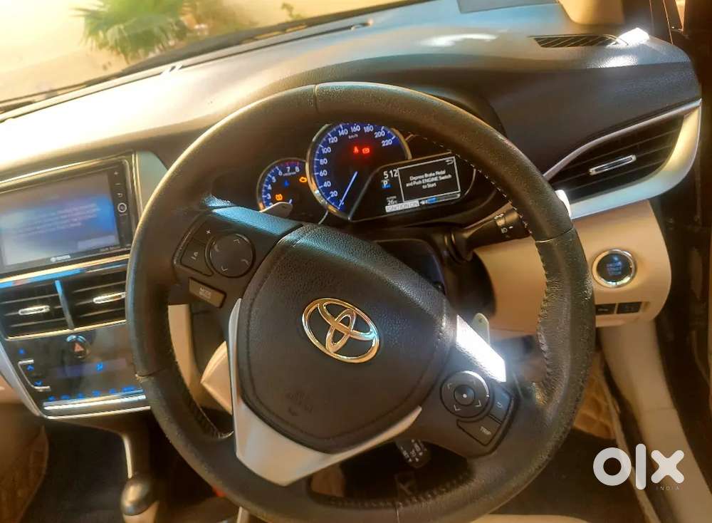 Toyota Yaris 1.5 Petrol 2018 Full Top 16.5 Lakh On Road