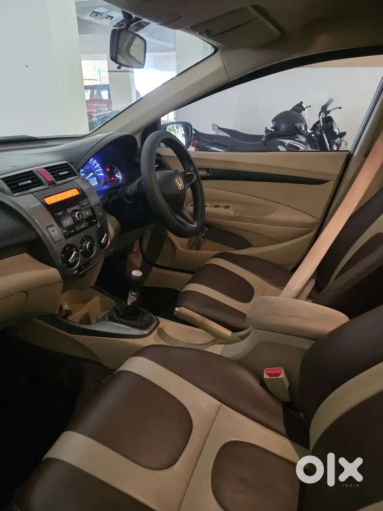 Honda City Petrol 2012 Variant