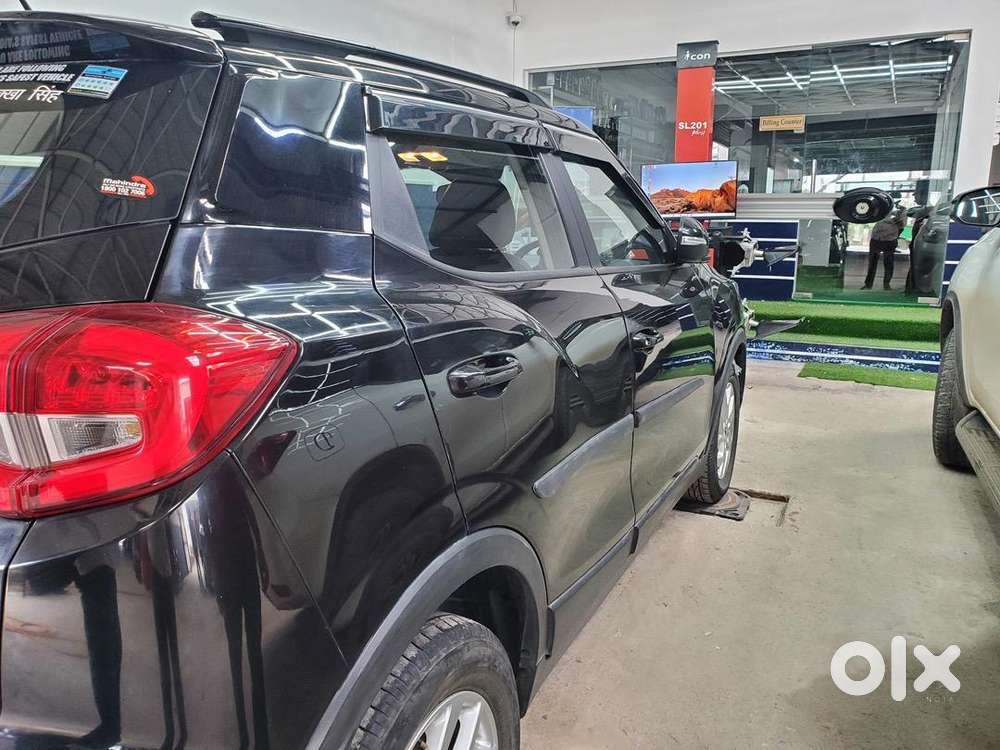 Mahindra Xuv300 35000 Km Driven