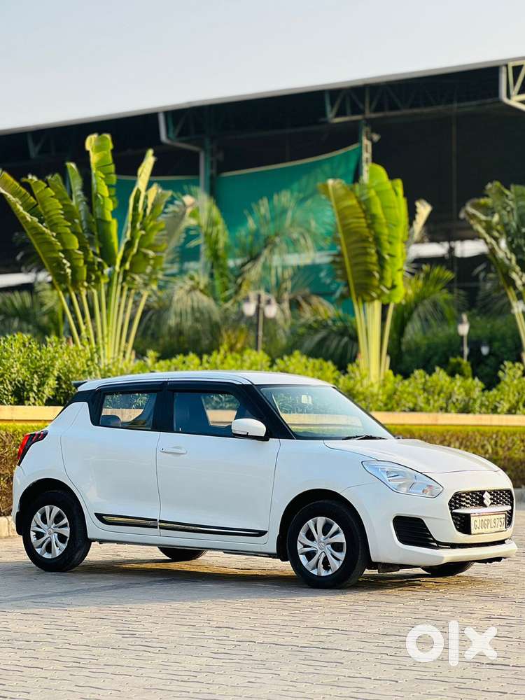Maruti Suzuki Swift Vxi Optional, 2023, Petrol