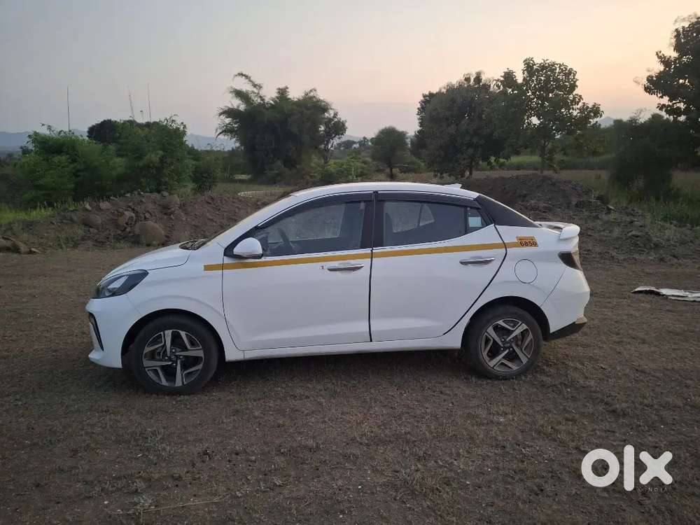 Hyundai Aura Sx Cng 2025 Variant / Permit Car