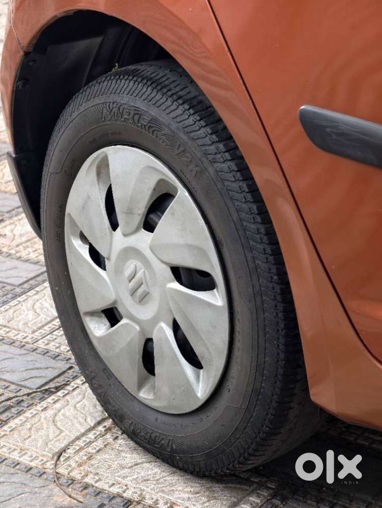 Maruti Suzuki Swift Vxi + Manual, 2005, Petrol
