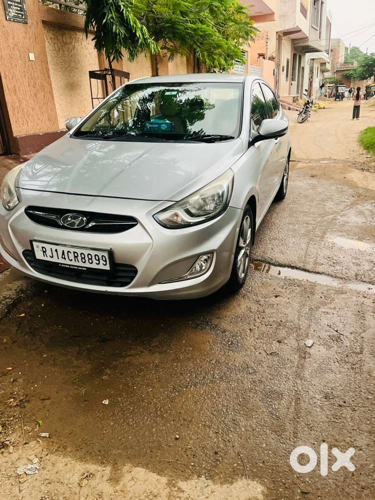 Hyundai Fluidic Verna 2012