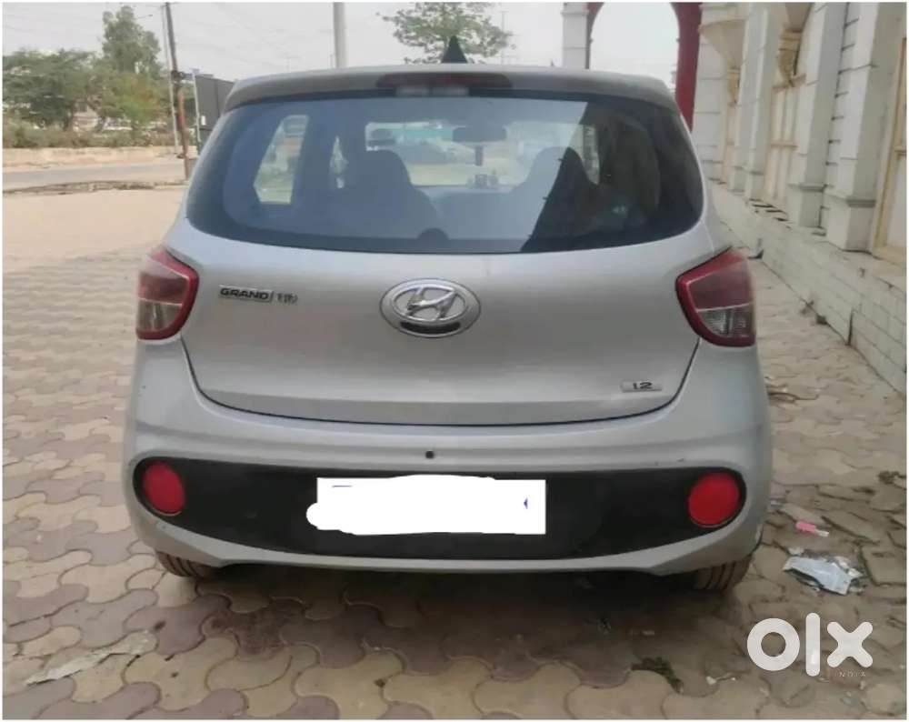 Good Condition 15889 Km Drive Well Mentaine