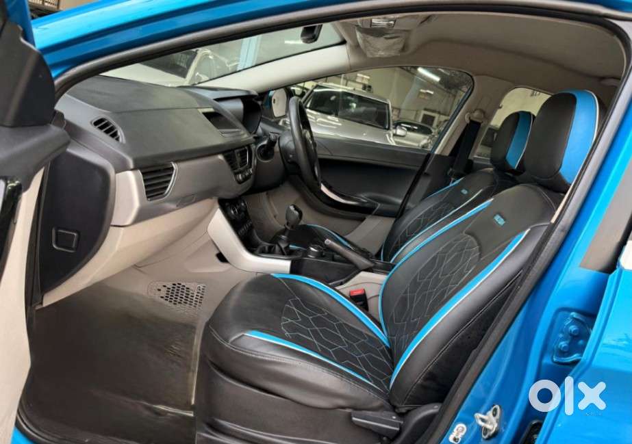 Tata Nexon 1.2 Revotron Xt, 2018, Petrol