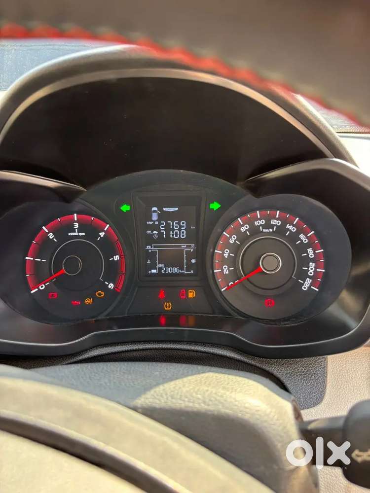 Mahindra Xuv300 2022 Diesel 23879 Km Driven