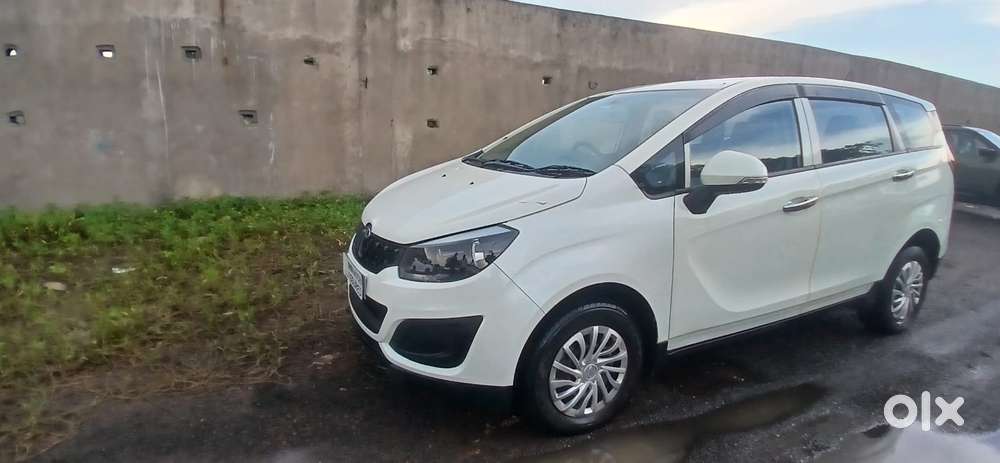 Mahindra Marazzo M4 8str, 2019, Diesel