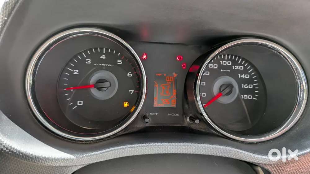 Mahindra Tuv 300 Diesel 2016
