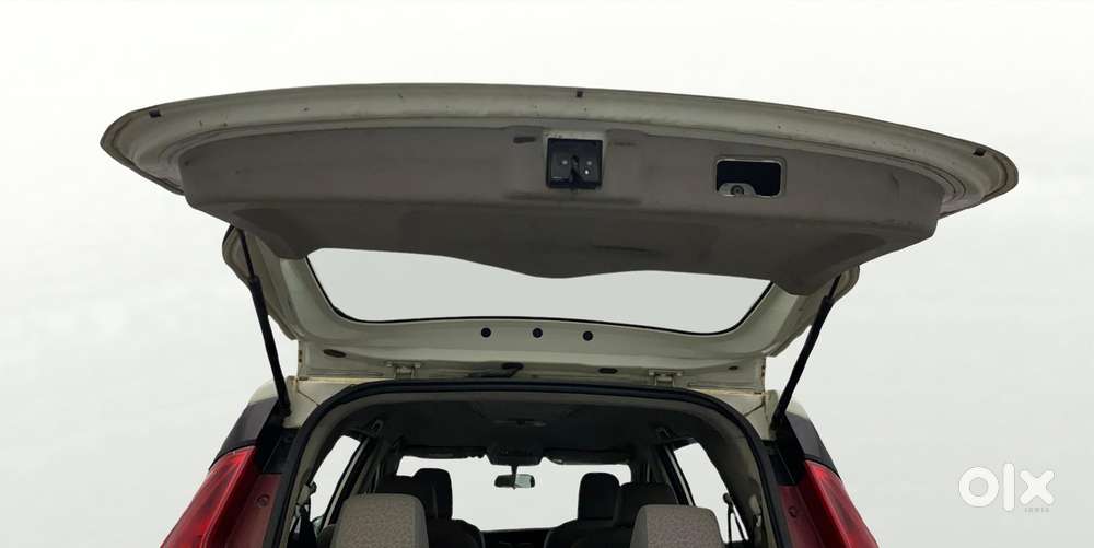 Mahindra Marazzo M2, 2018, Diesel