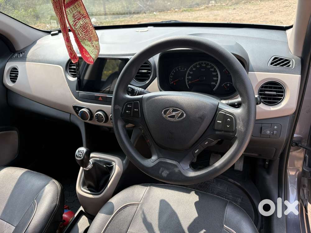 Hyundai Grand I10 Sportz, 2017, Cng & Hybrids