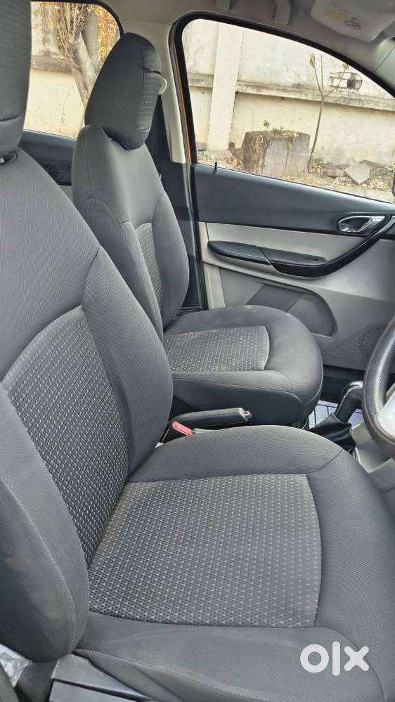 Tata Tiago Xz, 2017, Petrol