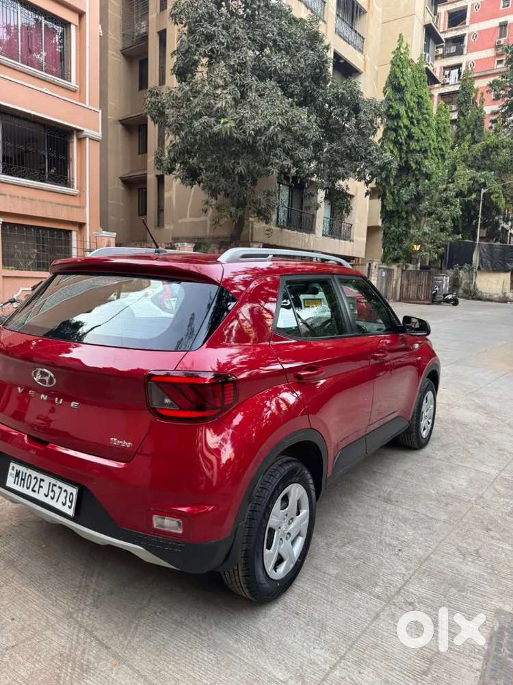 Hyundai Venue S Automatic