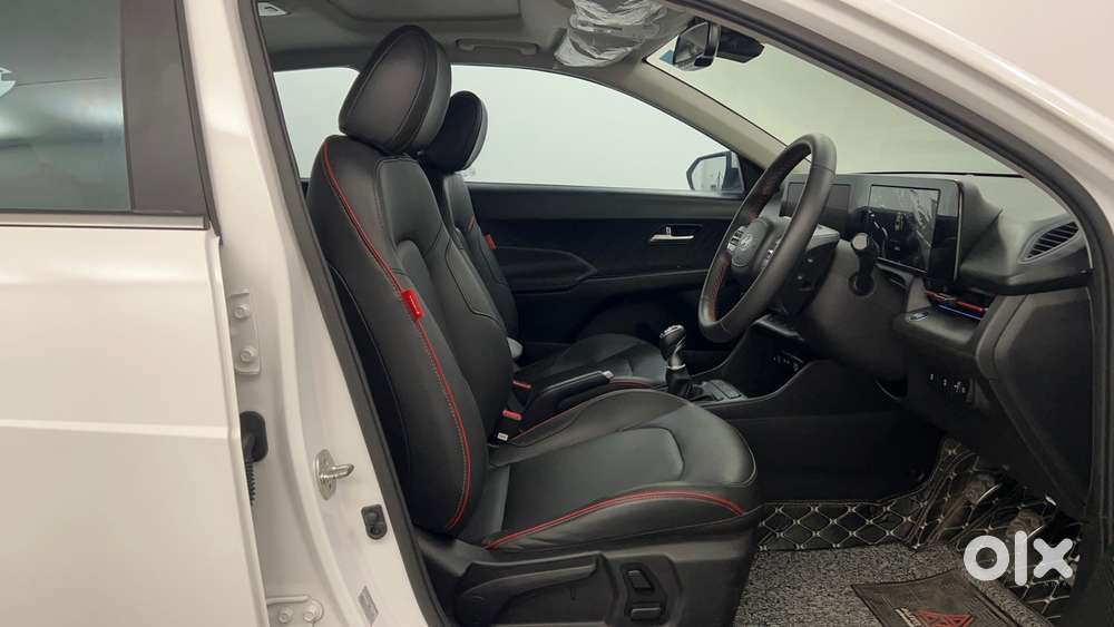 Hyundai Verna 1.5 Sx (o) Turbo Petrol Mt, 2023, Petrol