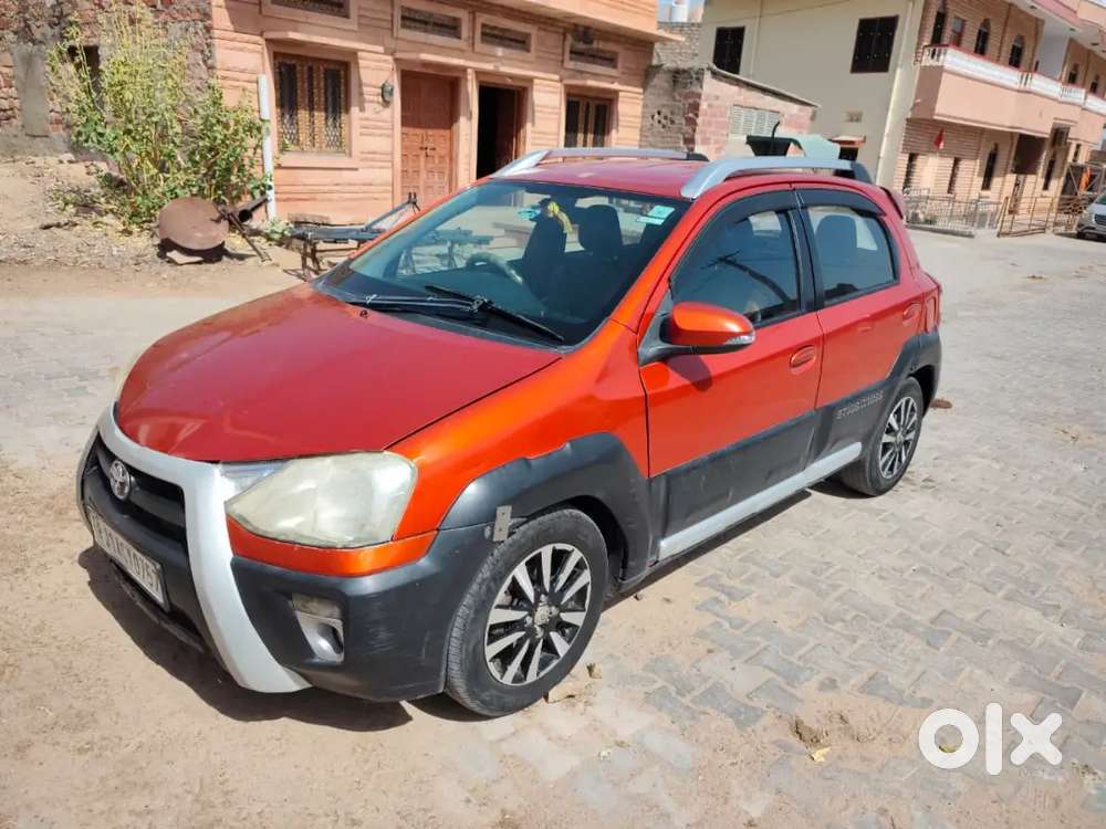 Toyota Etios Cross 2014 Diesel 165000 Km Driven