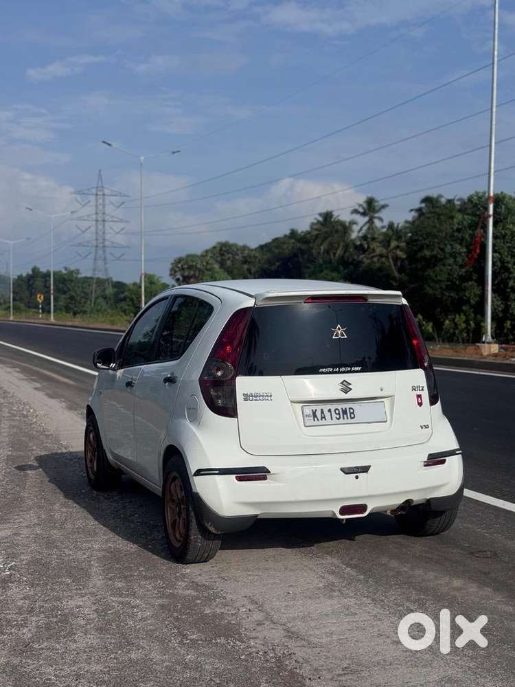 Maruti Suzuki Ritz 2010