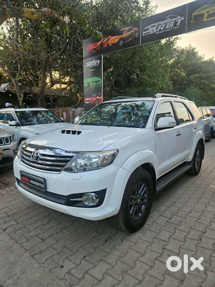 Toyota Fortuner 3.0 4x2 Automatic, 2013, Diesel