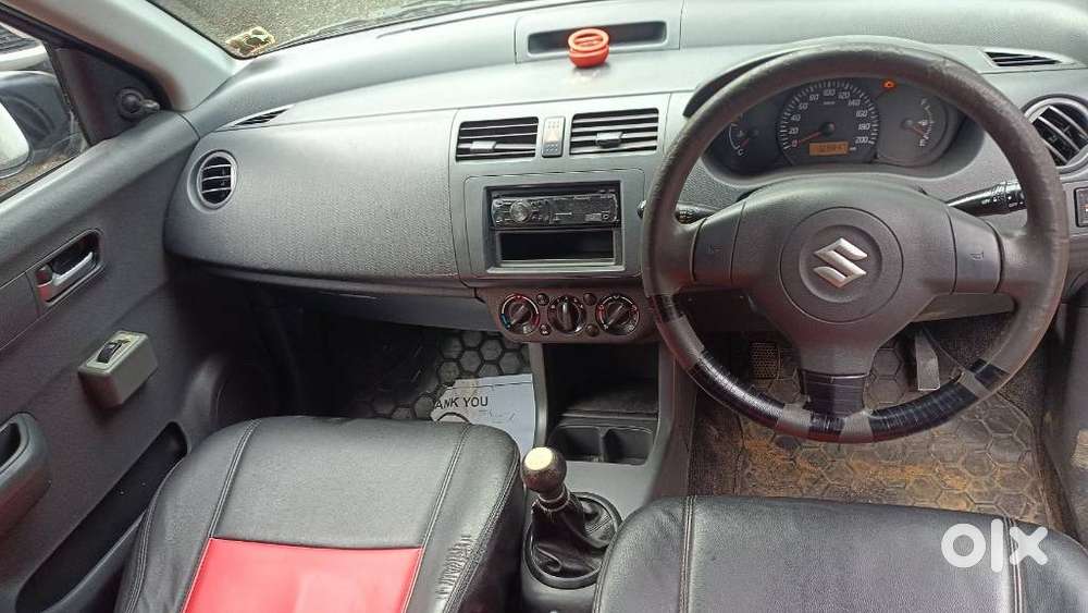 Maruti Suzuki Swift Lxi Bsiv, 2006, Petrol