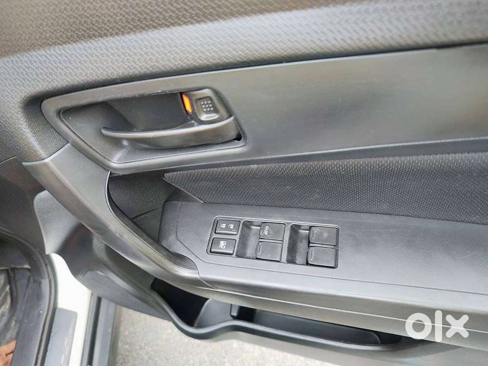 Maruti Suzuki Brezza 1.5 Vxi Smart Hybrid, 2022, Petrol