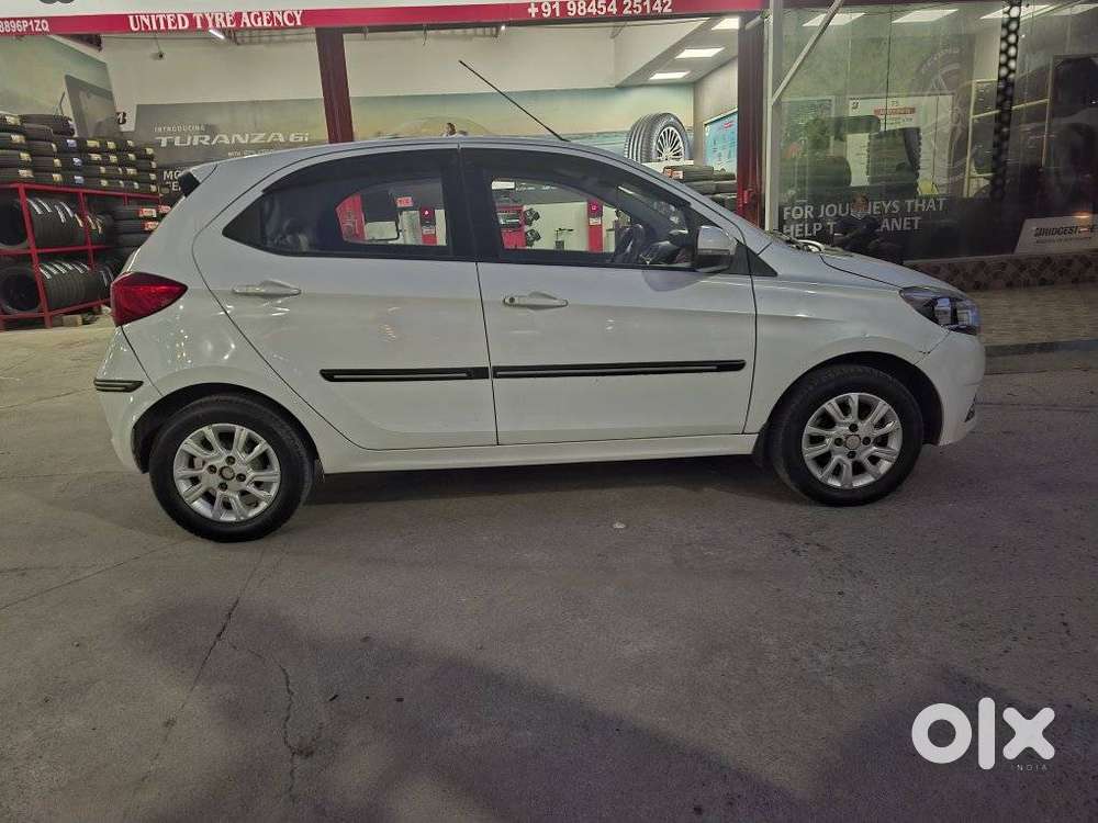 Tata Tiago 1.05 Revotorq Xz, 2016, Petrol