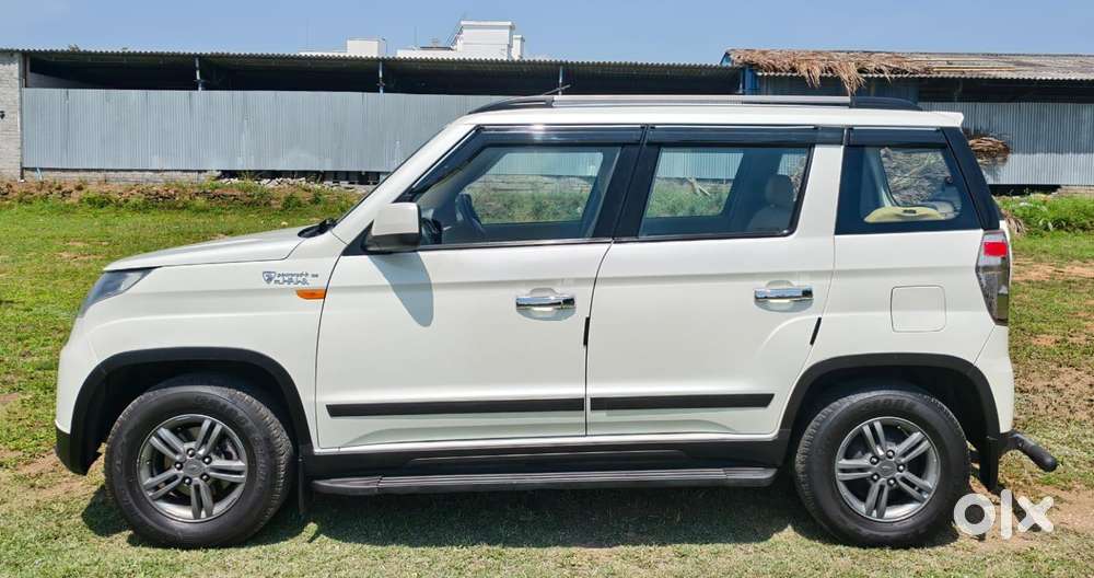 Mahindra Tuv 300 T10, 2019, Diesel