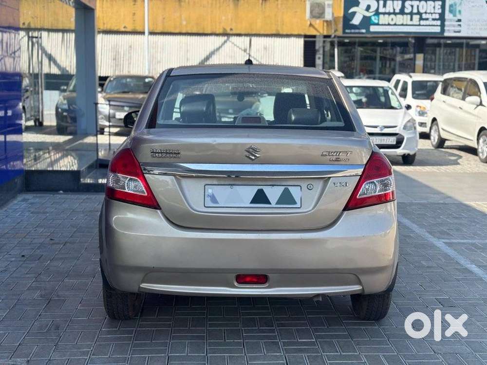 Maruti Suzuki Dzire 1.2 Vxi, 2013, Petrol