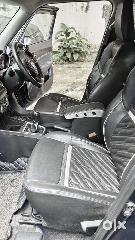Maruti Suzuki Swift Vxi 1.2 Abs Bs-iv, 2019, Petrol