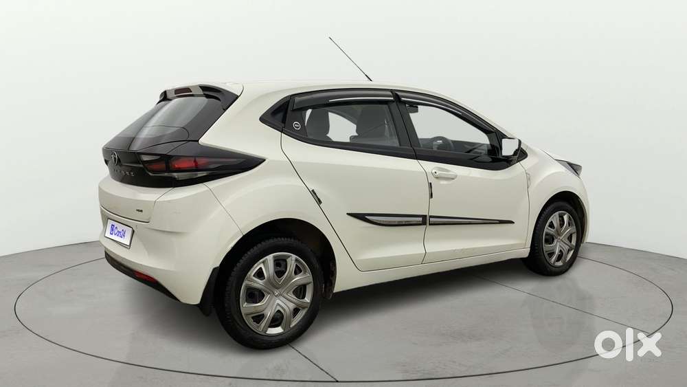 Tata Altroz Xm Plus Icng, 2023, Cng & Hybrids