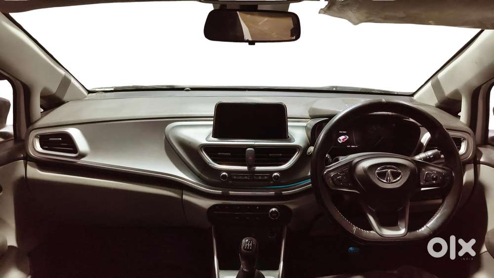 Tata Altroz Xz, 2020, Petrol