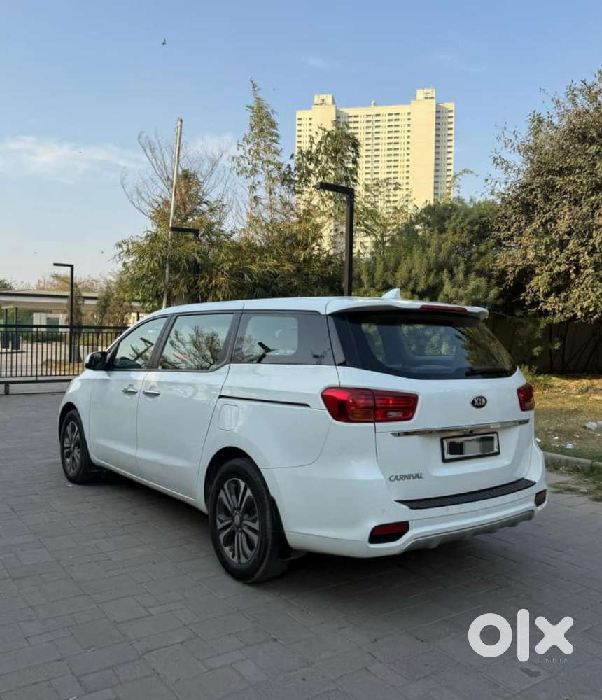 Kia Carnival Premium, 2020, Diesel