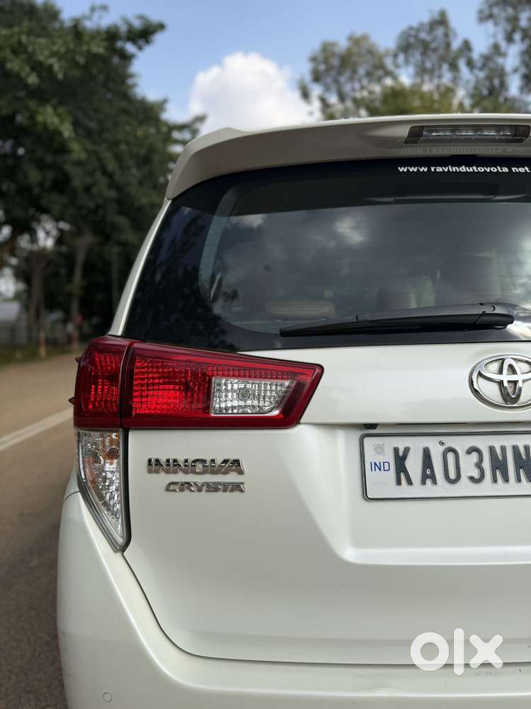 Toyota Innova Crysta [2020-ongoing] 2.4 Zx At 7 Str, 2022, Diesel