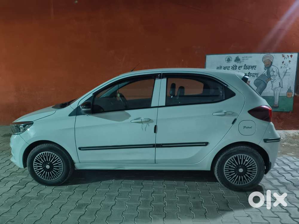 Tata Tiago Petrol 2021