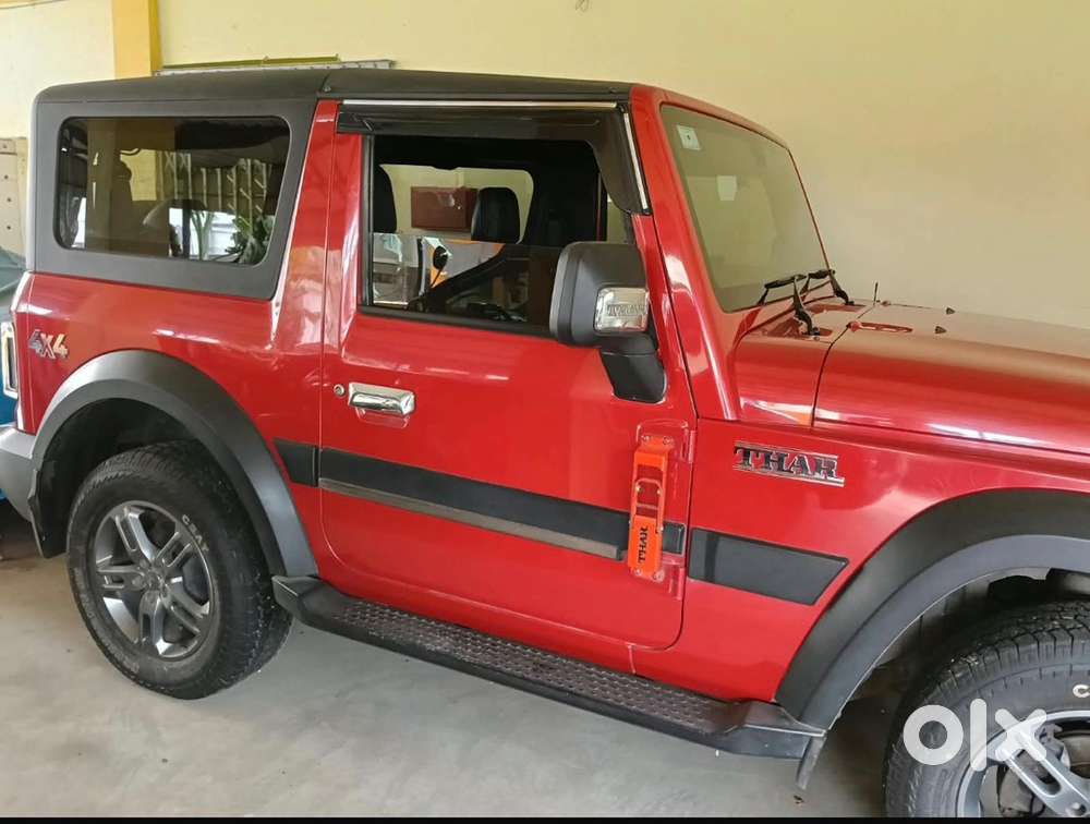 Mahindra Thar Petrol 2023