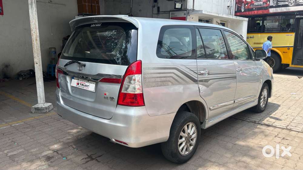 Toyota Innova 2.5 Ev Diesel Ps 8 Seater Bsiii, 2014, Diesel