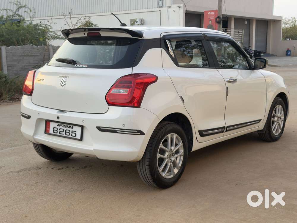 Maruti Suzuki Swift Vvt Zxi, 2022, Petrol