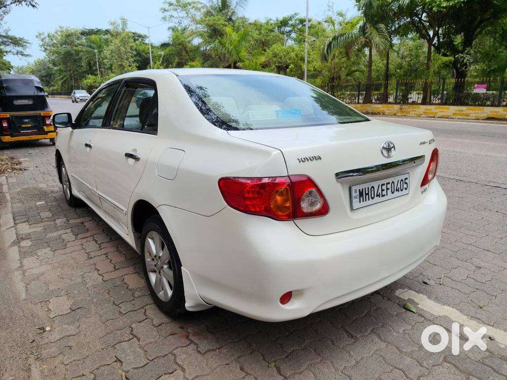 Toyota Corolla Altis G, 2010, Cng & Hybrids