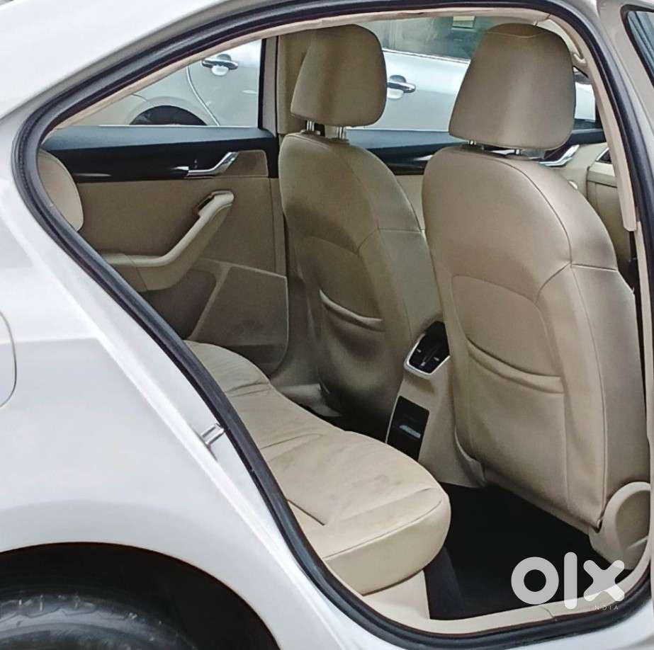 Skoda Octavia Elegance 2.0 Tdi At, 2014, Diesel