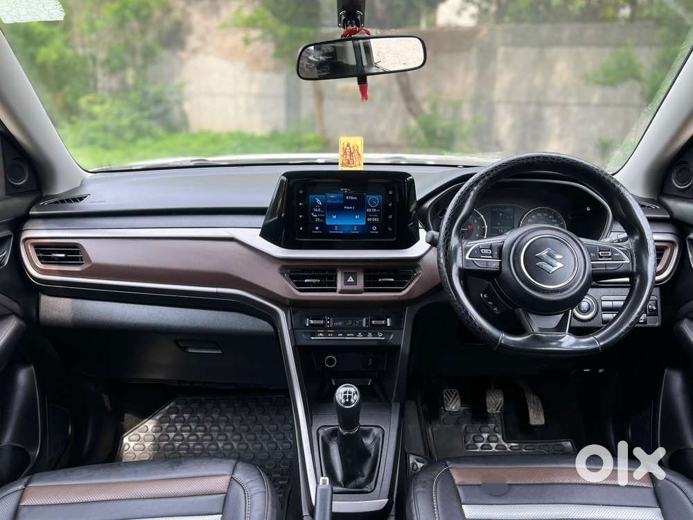 Maruti Suzuki Brezza 1.5 Zxi Smart Hybrid, 2023, Petrol