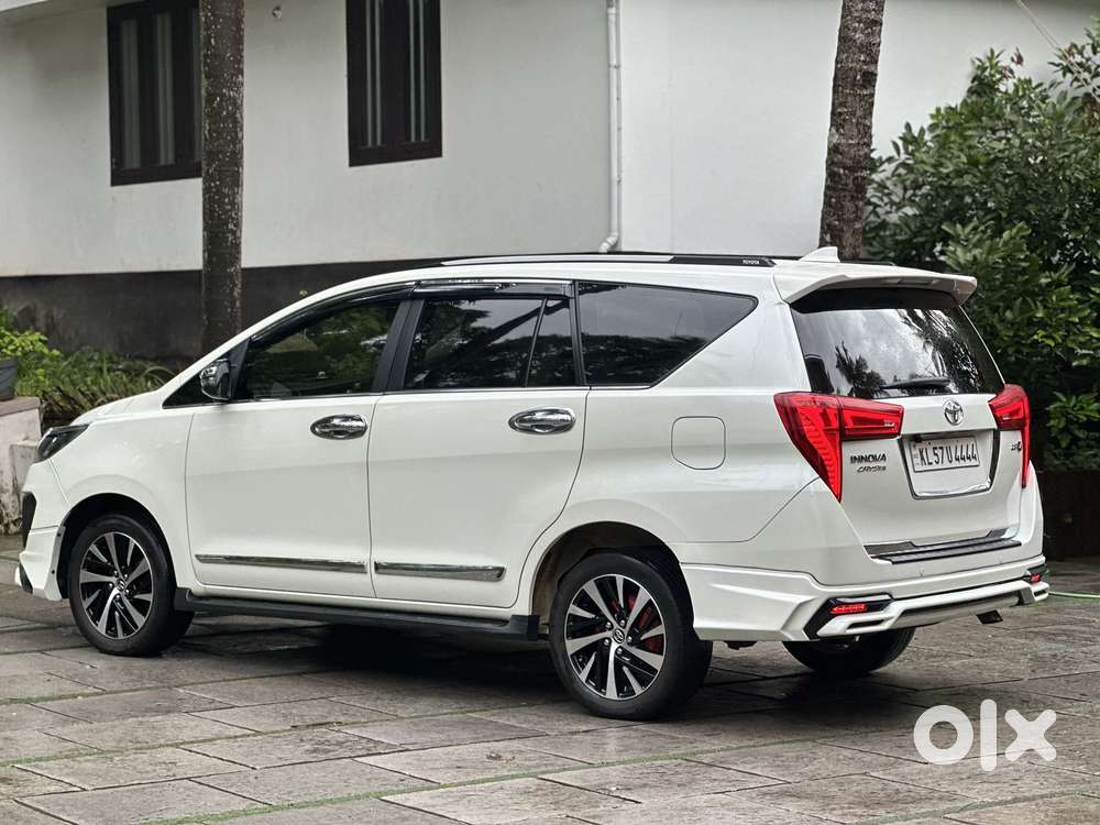 Toyota Innova Crysta 2.8z Automatic, 2019, Diesel