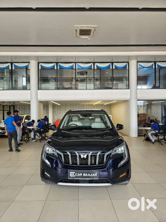 Mahindra Xuv700 2.0 Ax 7 Petrol Mt Str, 2022, Petrol