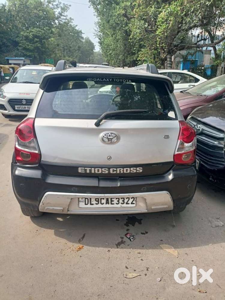 Toyota Etios Cross 1.2l G, 2015, Petrol