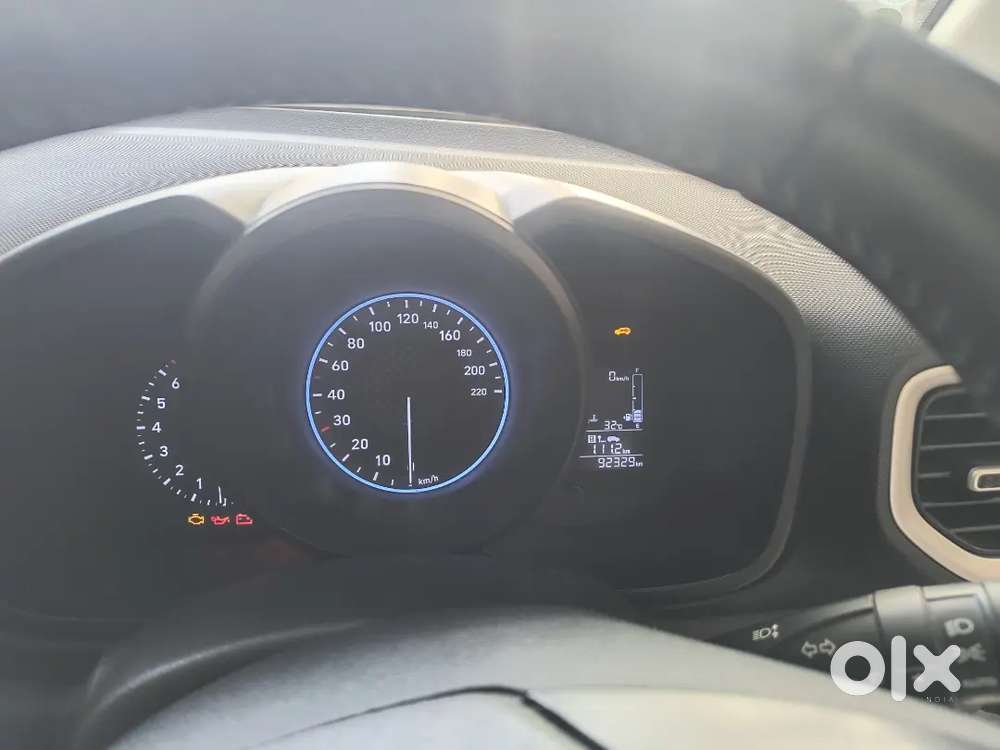 Hyundai Venue S Plus Mt Petrol 2021