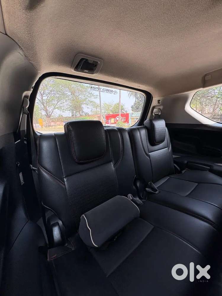 Toyota Innova Crysta 2.4 Mt 2023