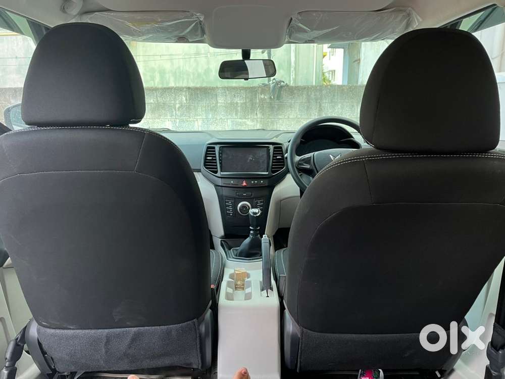 Mahindra Xuv300 Petrol 2023
