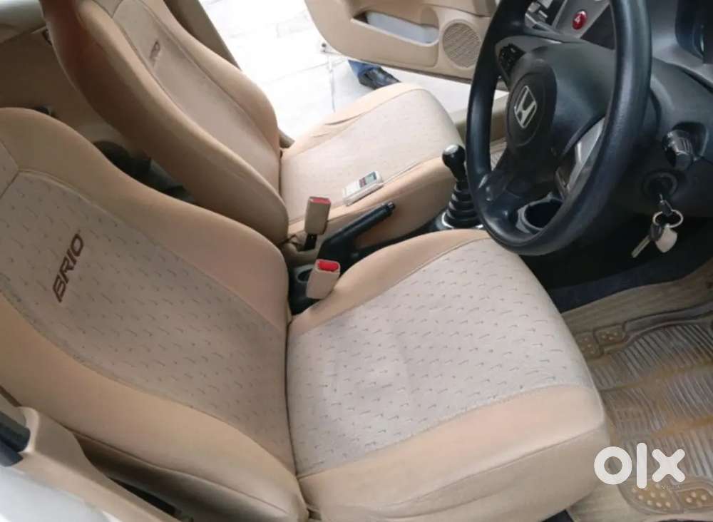 Honda Brio 2012 Petrol Well Maintained
