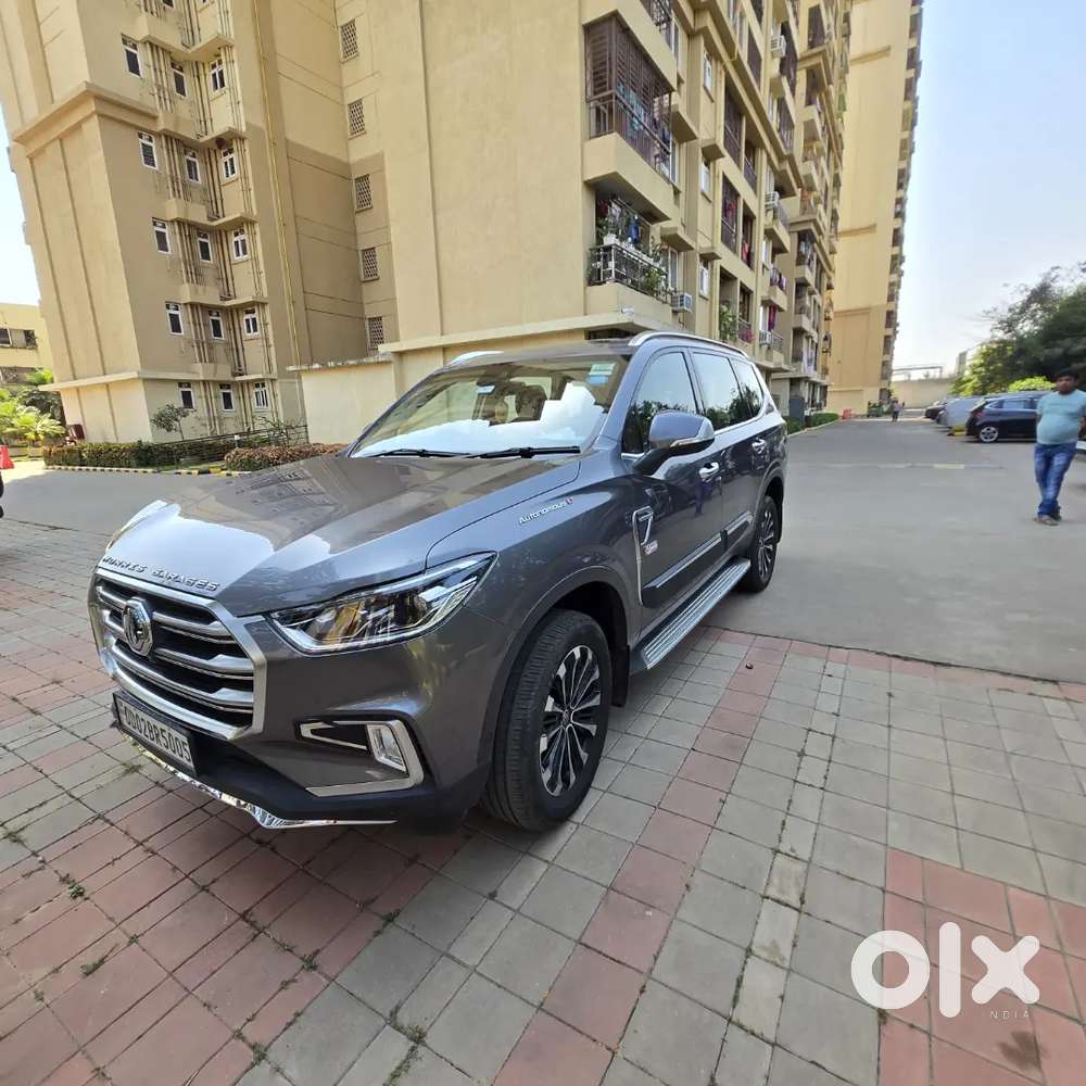 Mg Gloster 2021 Diesel 27900 Km Driven