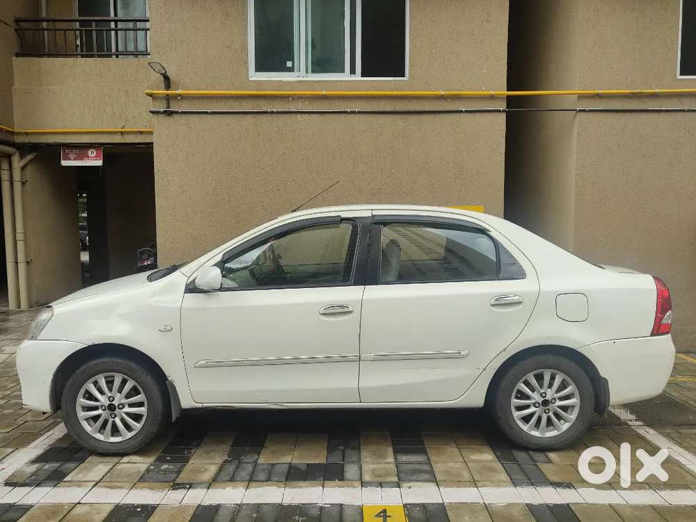 Toyota Etios 2011 Cng & Hybrids 90000 Km Driven